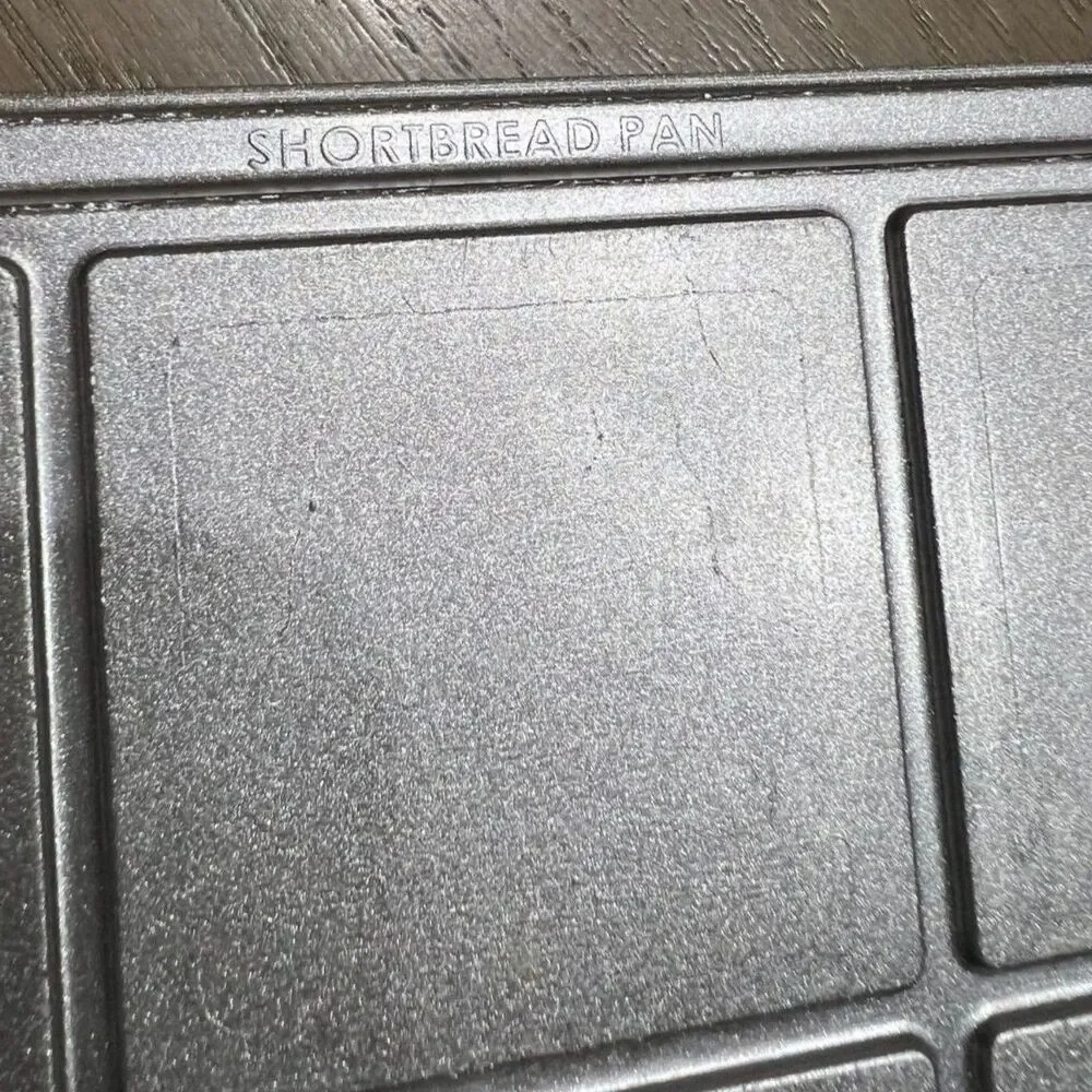 Nordic Ware Cast Aluminum Snowflake English Shortbread Pan